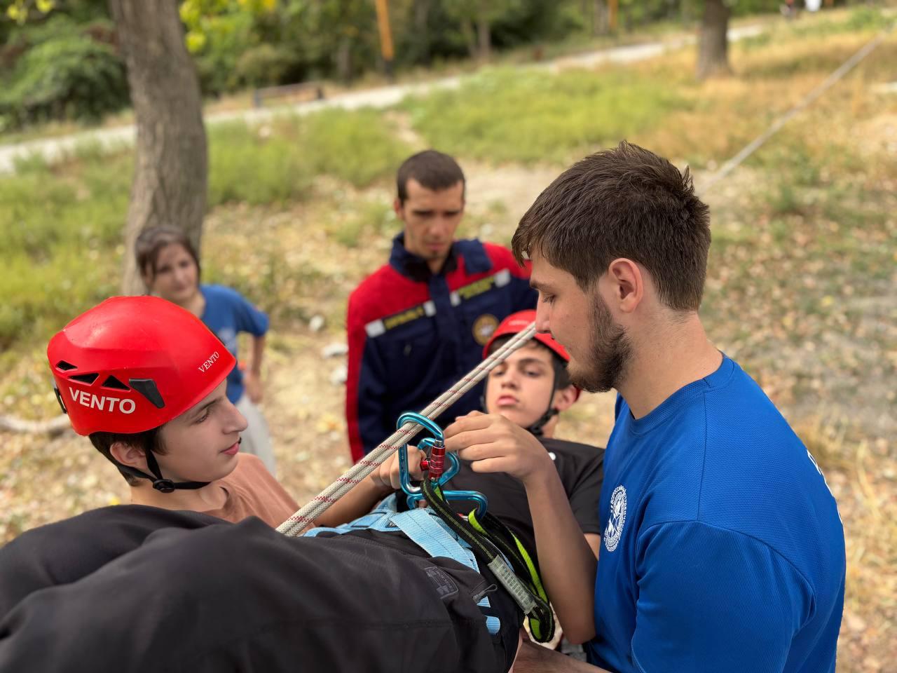 Образовательный блок по основам выживания в лесу